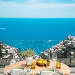 מלון דירות L'acquolella 4*