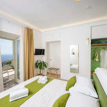 L'acquolella Aparthotel 4*