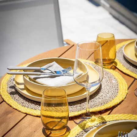 L'acquolella מלון דירות 4*