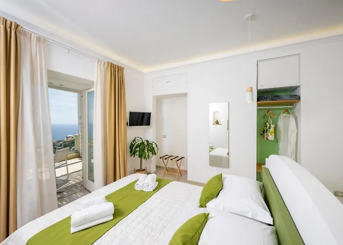 L'acquolella Апарт-отель 4*